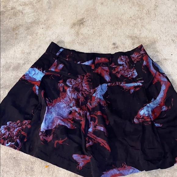 Super Cute Black Blue and Red shorts - Picture 4 of 5